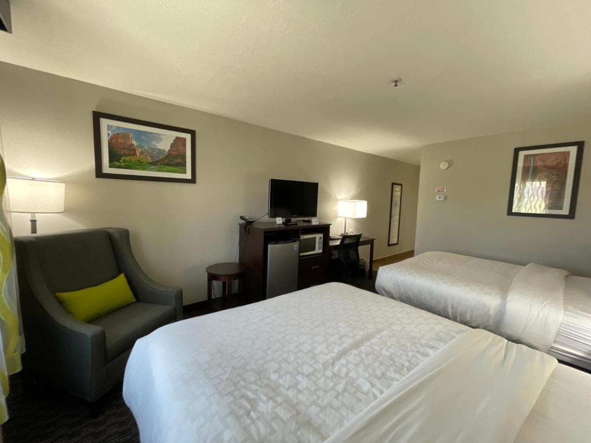 Wingate By Wyndham Cedar City Εξωτερικό φωτογραφία
