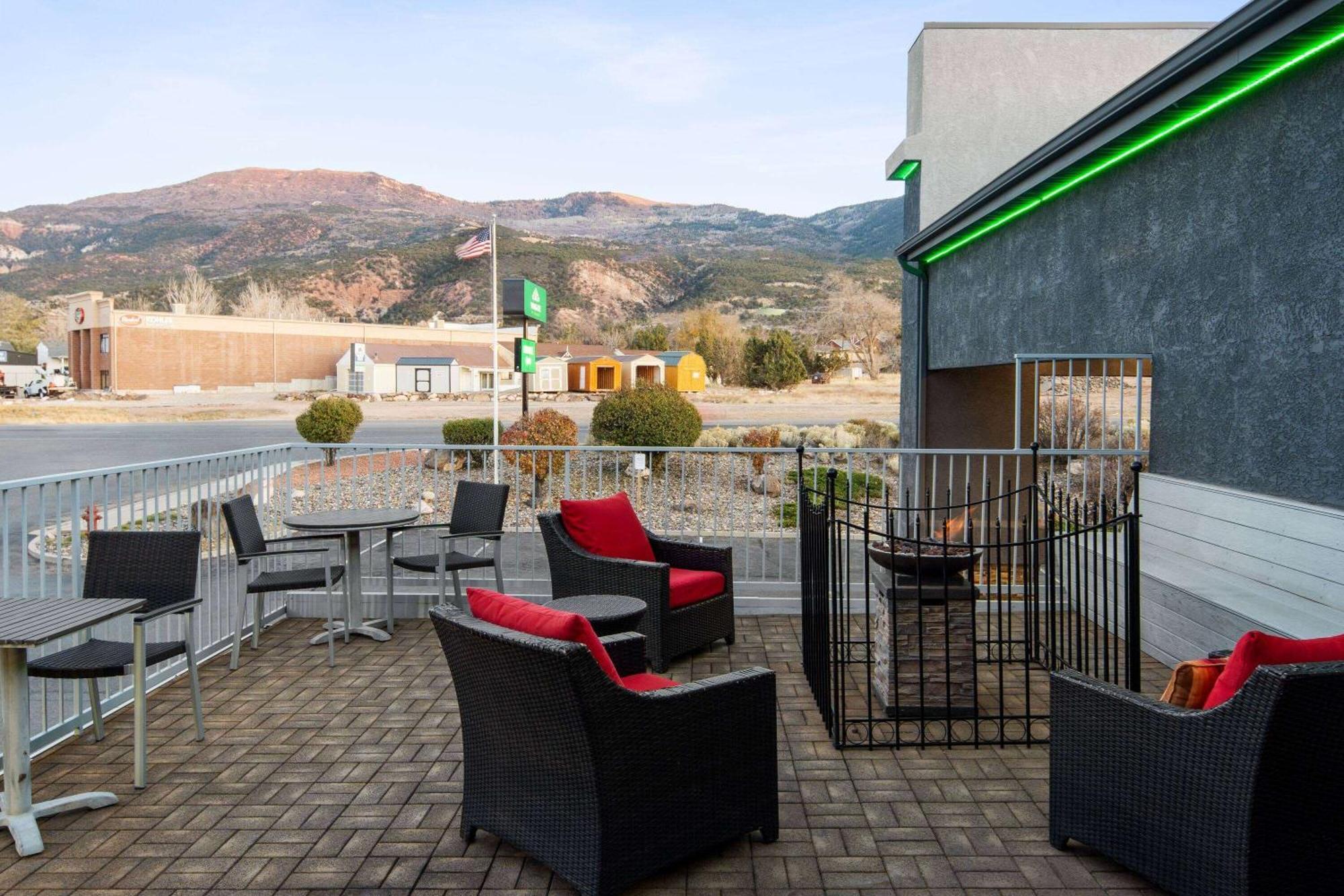 Wingate By Wyndham Cedar City Εξωτερικό φωτογραφία
