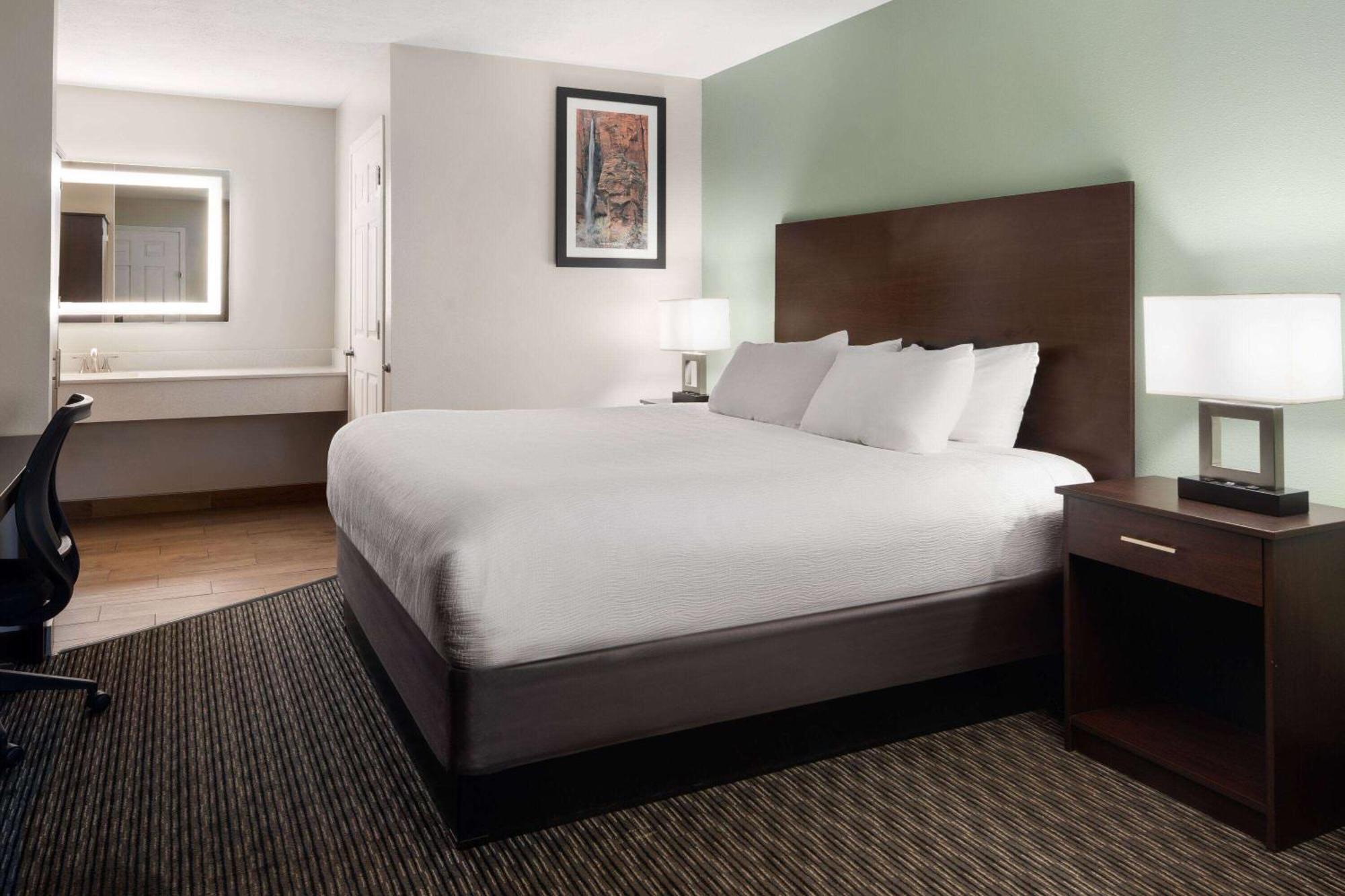 Wingate By Wyndham Cedar City Εξωτερικό φωτογραφία